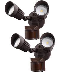 These solar lights feature a pir motion sensor technology that can detect motion within a range of up to 32.8 feet. Leonlite 20 W Led Dusk To Dawn Outdoor Security Flood Light With Motion Sensor Reviews Wayfair