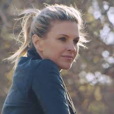 Kelly Noonan Gores added a new photo.