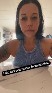 Mom Transformation 1 Year Sober