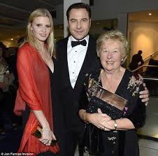 He was previously married to lara stone. David Walliams Takes Wife Lara Stone And Mother Kathleen To Great Expectations Premiere Daily Mail Online