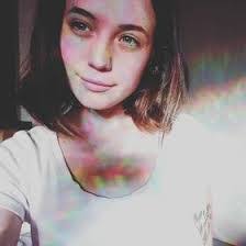 Carrie Stotts's Instagram, Twitter & Facebook