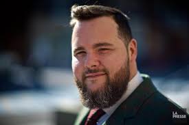 Il est magnifique, avec des jeux d'acteurs formidables, et une histoire formidable!!! Antoine Bertrand L Etat De Grace La Presse