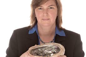 Angela Belcher wins $500,000 Lemelson-MIT Prize