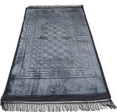 There are 157 kelim teppich gross for sale on etsy, and they cost 236,46 $ on average. Teppich Gross Weich Gebetsteppich Sejjade Kaufland De