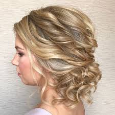 When your hair is too long to count as a pixie cut, yet too short to earn you a spot in the guinness world records book, you're in the ideal zone for trying out virtually every single hairstyle in existence. 50 Best Medium Length Hairstyles For Women 2021 Styles