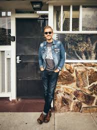 Black Pants And Brown Boots Men Jean Jacket Graphic T Shirt Dark Wash Jeans Brown Boots Mens Fashion Classic Mens Fashion Inspiration Mens Fashion