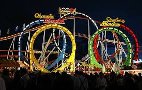 Olympia Looping Auf Dem Oktoberfest Roller Coaster Amusement Park Rides Amusement Park