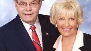 John and MaryJo Manzey