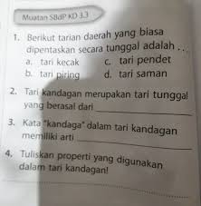 Tari ini tergolong tarian putri yang karakternya gagah. Properti Tari Kandagan Cara Golden