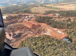 Povo de sarzedo, mg, marcha contra os abusos da mineradora itaminas e exige a desativação de suas barragens! 056d1onevt Qum
