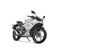 Yamaha r15 version 3.0 monster energy edition brought the matte black shade into existence for the indian market. Gixxer Sf 250 Vs R15 V3 1600x900 Wallpaper Teahub Io