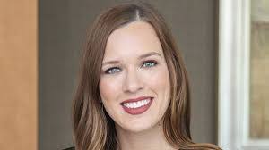 Janet Wyse's Instagram, Twitter & Facebook