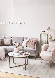 Pin Von Fabi Auf Einrichtungsideen Gold Wohnzimmer Samt Sofa Wohnzimmer Einrichten