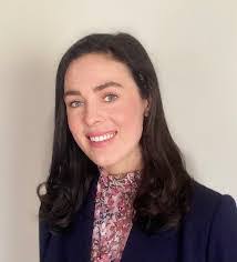 Jasmine Loi's Instagram, Twitter & Facebook