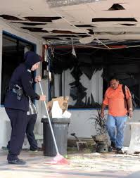 Serangan komunis ke atas balai polis bukit kepong, johor, pada 23 februari 1950 merupakan satu sejarah hitam yang dikenang dan diberikan publisiti meluas sebagai satu sejarah kepahlawanan anggota polis dalam menjaga keamanan dan keselamatan negara. Balai Polis Bukit Tengah Dibaling Bahan Letupan Semasa Mstar