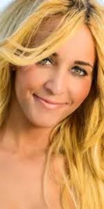 L'île des vérités 3, épisode 44 : Astrid : "Julien c'est loin d'être un  beau gosse !"