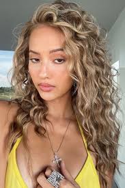 Lily Hatcher (lilbellela)