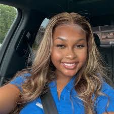 Cheyenne Calhoun's Instagram, Twitter & Facebook