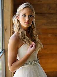 When it comes to weddings, every bride wants long hair. 22 Country Chic Wedding Hairstyles For Long Hair