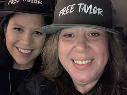 Annie Ogle (@ogleannie) • Instagram photos and videos