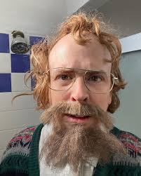 TUESDAY! This is my last show of the year (and also the most near and dear  to my heart of all the shows I've ever done.) 8pm at Groundlings. Link in  biooooooo!