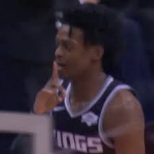 Point/counterpoint: Should the Knicks trade for Kings guard De'Aaron Fox?