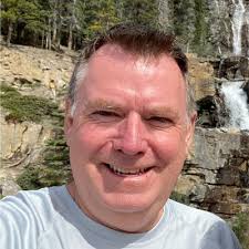 Today at a ceremony at Regional Council Chambers, we swore in two new  Deputy Chiefs. We welcome Deputy Chief Jennifer Davis and Deputy Chief  Eugene Fenton, who bring wealth of experience to