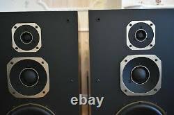 Grau / silber, gehäuse nussbaum . Marantz Ld 300 Vintage Floor Standing Speakers