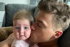 Feliz Día de los Padres al que me lo enseñó tó! Lo único que quiero es ser  el padre ejemplar que eres. Te amo papi!! GRACIAS! #HappyFathersDay