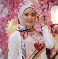 Nama hannah delisha tengah hot sekarang ini , heroin dalam drama mencintaimu mr. Hannah Betulkan Niat Bertudung Utusan Digital