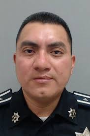 Agente Macario Reyes pierde la batalla contra el Coronavirus