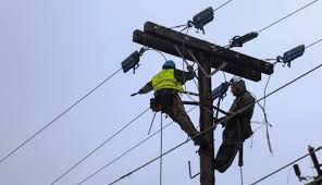 Βαζετε τα καλωδια του ρευματοσ και ειστε ετοιμοι. 8essalonikh Diakopes Reymatos Se Perioxes Tessarwn Dhmwn