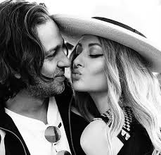 This is andreea si razvan by eden events on vimeo, the home for high quality videos and the people who love them. Care Este Meseria De BazÄƒ A Deliei Nu Cred CÄƒ AÈ™ Fi Avut Nervi Pentru AÈ™a Ceva