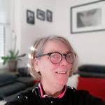 Carmen Malik's Instagram, Twitter & Facebook