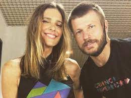 From wikipedia, the free encyclopedia. Fernanda Lima Conta Que Romance Com Rodrigo Hilbert Foi Empatado