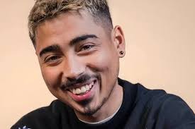 Comedian Tony Bauer: Ich möchte ein Licht am Ende des Tunnels sein