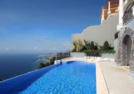 Madeira haus bau, besteht aus einem team von ausgewaehlten architekten, ingeneuren und arbeitern ,die nach deutschen standart bauen. Ferienhauser Ferienwohnungen Auf Madeira Portugal Tuivillas Com