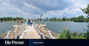 Viele menschen nutzen die donau für eine abkühlung. Alte Donau Neue Stege Und Das Geloste Wc Problem Diepresse Com