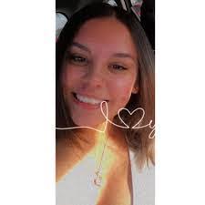 Brianna Isham's Instagram, Twitter & Facebook