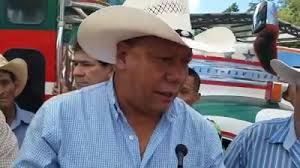 Don Boanerges Velasquez alcalde electo de Pachalum habla en este video  sobre el pésimo estado de las carreteras de Pachalum. En Pachalum y su  Gente les invitamos a escucharle