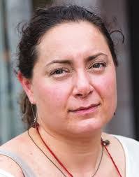 Perla Tapia's Instagram, Twitter & Facebook