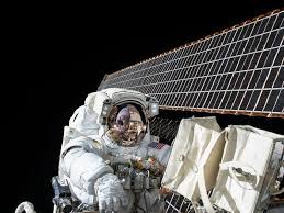 What Happens To The Human Body In Space Scott Kelly Space Travel Space Flight