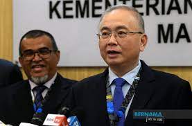 Transport minister datuk seri dr wee ka siong announced on wednesday that the transport ministry rule requiring the use of. Bernama Transport Ministry To Prepare Note On Covid 19 Impacts Wee
