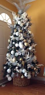 Christmas Tree Silver And White Grey Christmas Decor White Christmas Tree Decorations Grey Christmas Tree