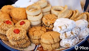 Biasanya, kue ini akan diberi isian selai nanas, namun mengapa tidak mencoba kue nastar varian baru? 10 Pilihan Kue Kering Lebaran 2020 Kekinian Yang Enak Wajib Dicicipi