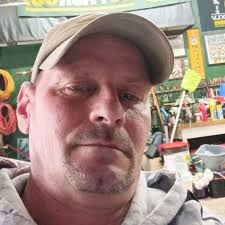 Aaron pendergraph (@aaron.pendergraph78)