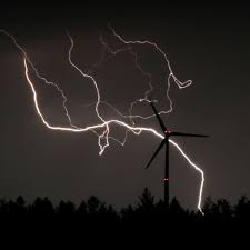 Kräftige gewitter und schauer kommen in den nächsten tagen auf nrw zu. Wetter In Giessen Dwd Konkretisiert Warnung Vor Schwerem Gewitter Giessen
