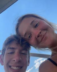 Hannah Arthur Hatcher☀️🍉🌊🐚🌸