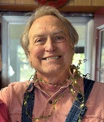 Robert Palomera's Instagram, Twitter & Facebook