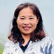 Faculty & Senior Academics